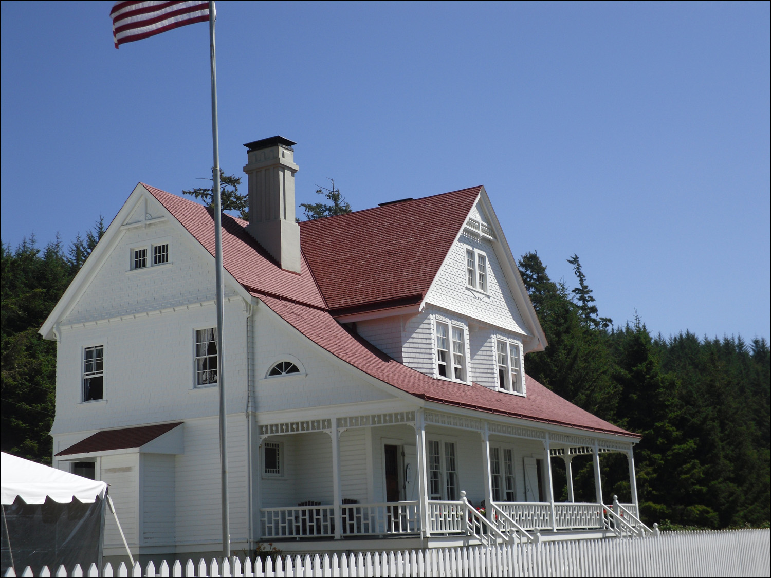 Yachats, OR- Photos taken at Heceta Lighthouse-lighthouse keeper's house, now a pricey B&B
